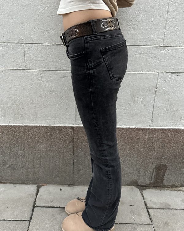 Lågmidjade Svarta Bootcut-Jeans - Bild 2